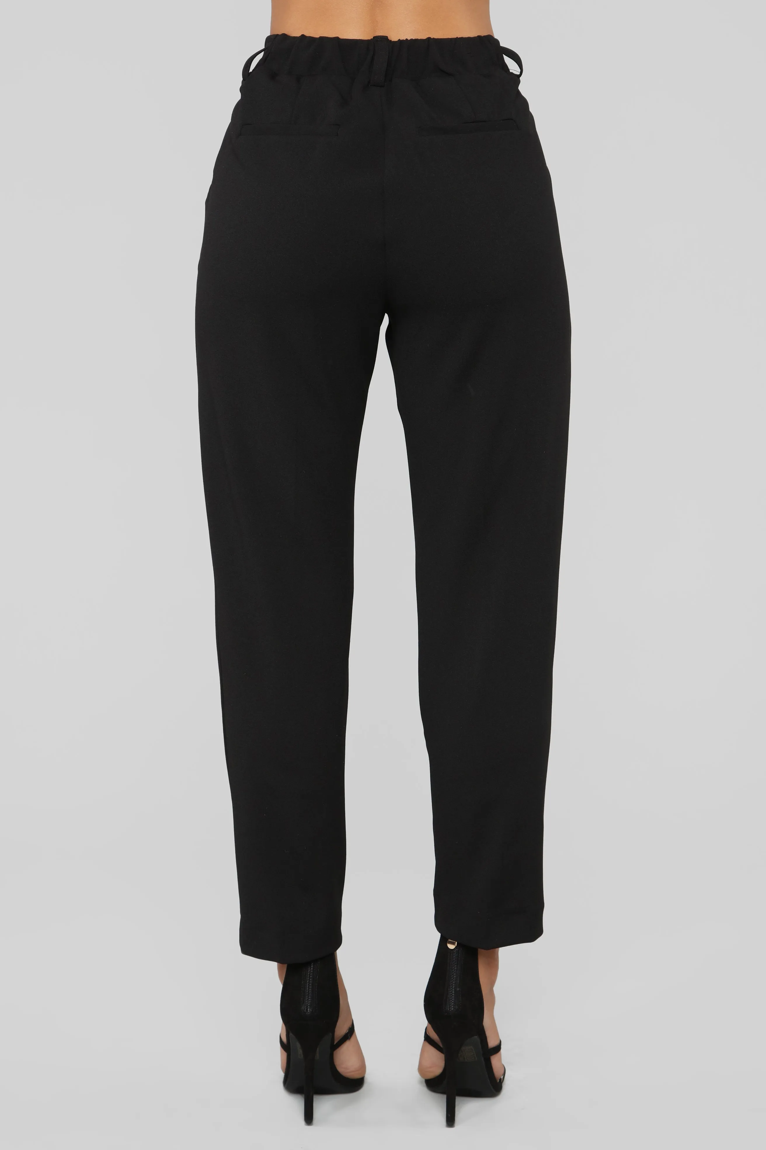 A Work Of Art Pants - Black