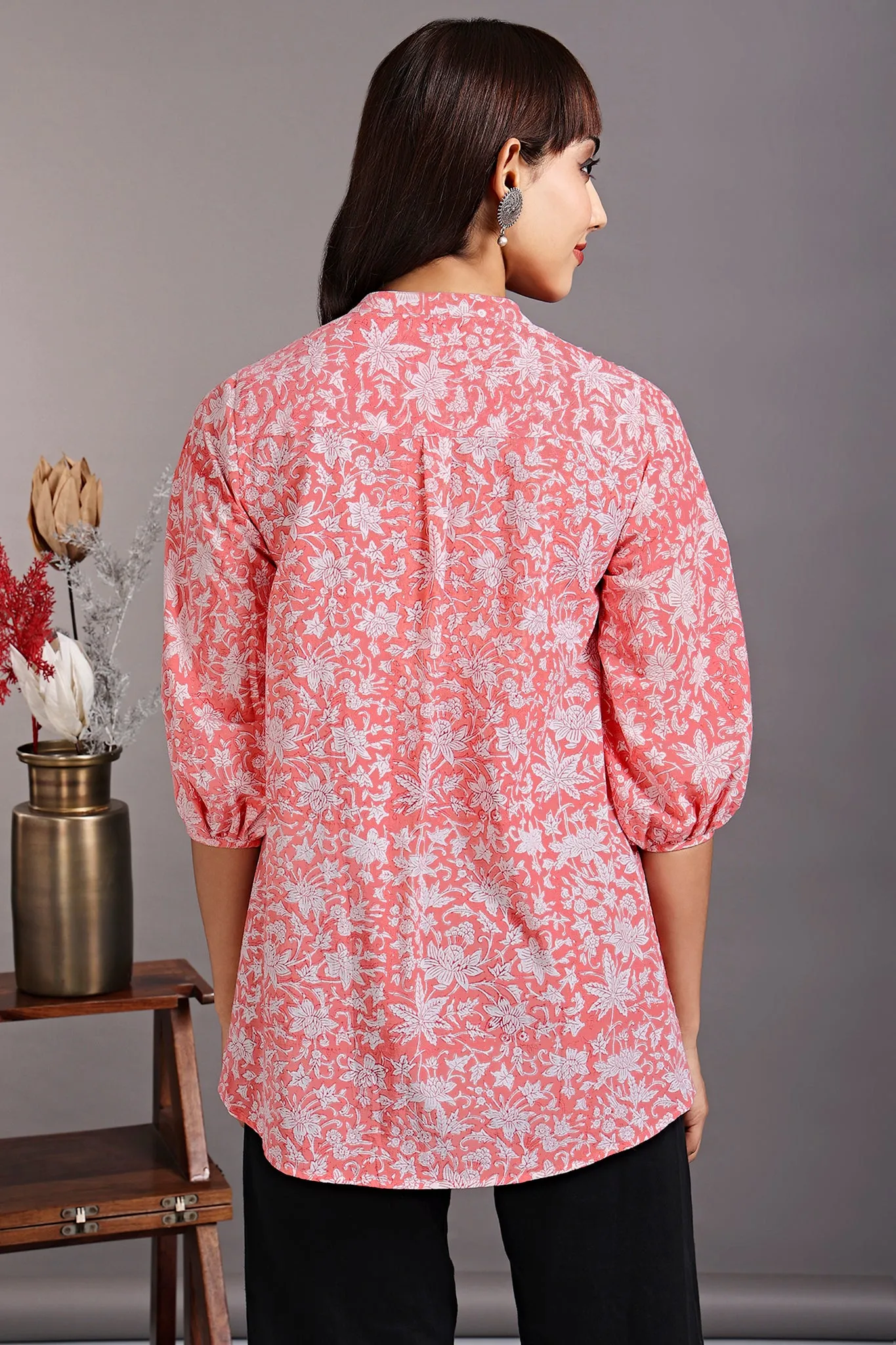 round collar top - rouge pink & white begonia